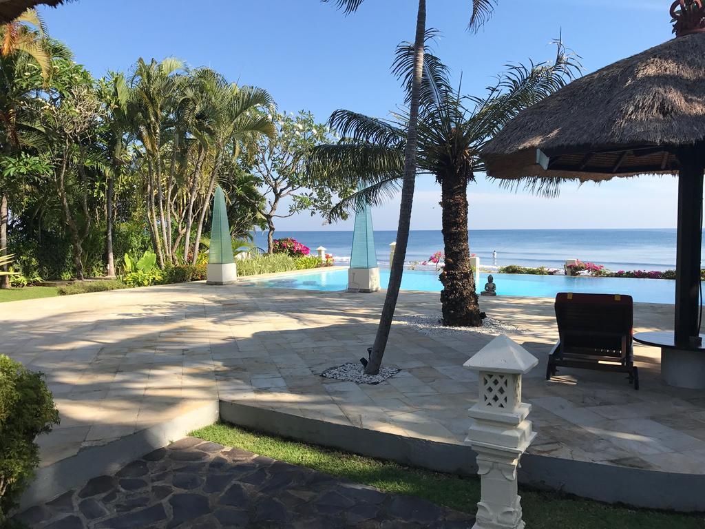 Villa Surgawi Lovina Exterior foto